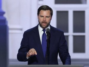 Trump threatens from the screen… and Vance explains the message to Iran